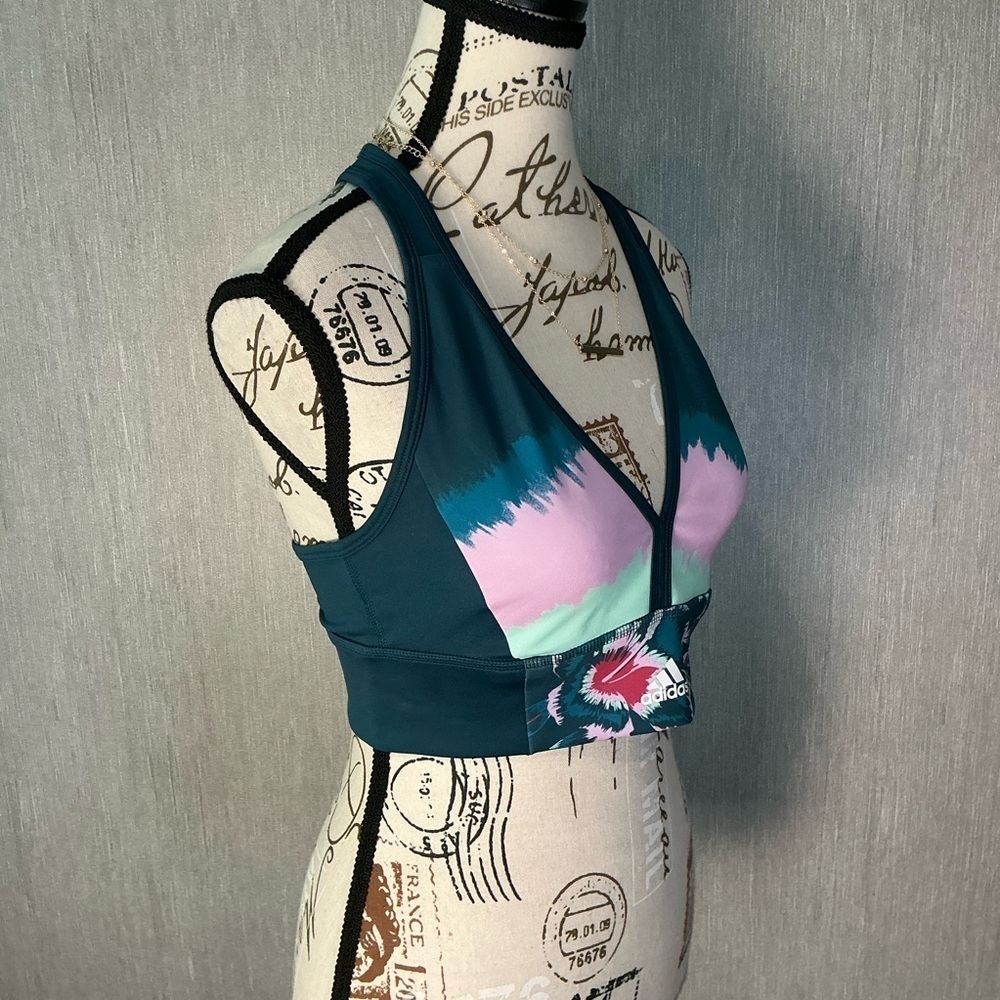 NWOT Adidas Women's Teal and Pink Tank Top Size Medium - Picture 2 of 6